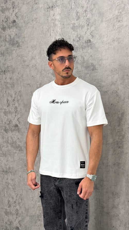 T-shirt More Space
