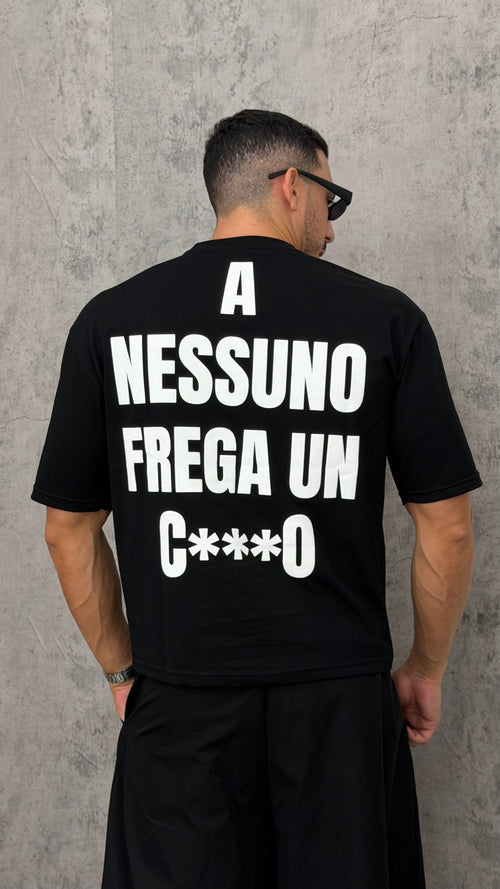 T-Shirt A NESSUNO FREGA UN CA__O