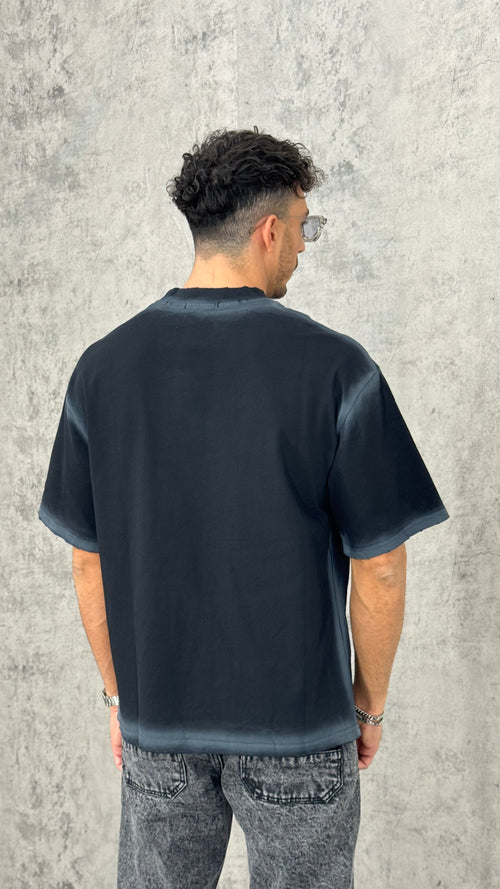 T-shirt Pierced Glow