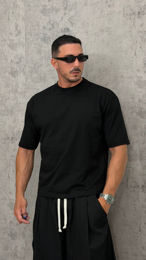 T-Shirt A NESSUNO FREGA UN CA__O